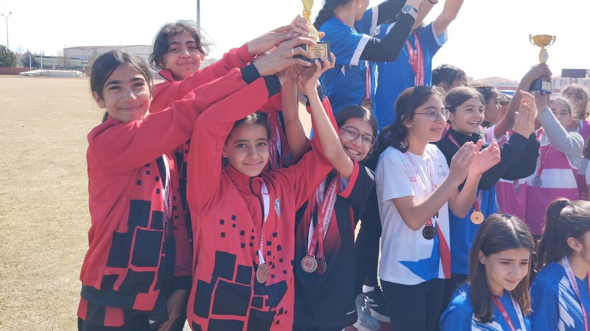 SPORTİF BAŞARILAR DEVAM EDİYOR